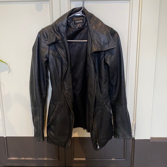 Danier Genuine Leather Jacket - Picture 8 of 8